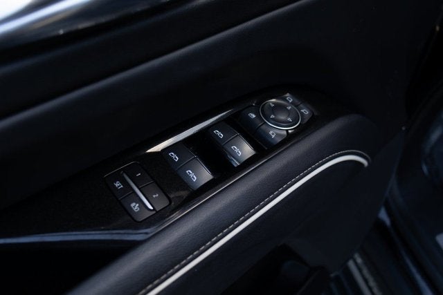 2022 Cadillac Escalade Sport