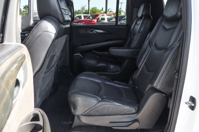 2017 Cadillac Escalade ESV Platinum Edition