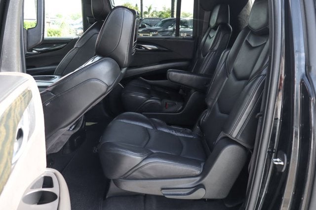 2018 Cadillac Escalade ESV Platinum Edition