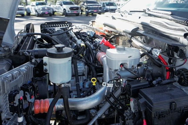 2023 Chevrolet Silverado 5500HD Work Truck