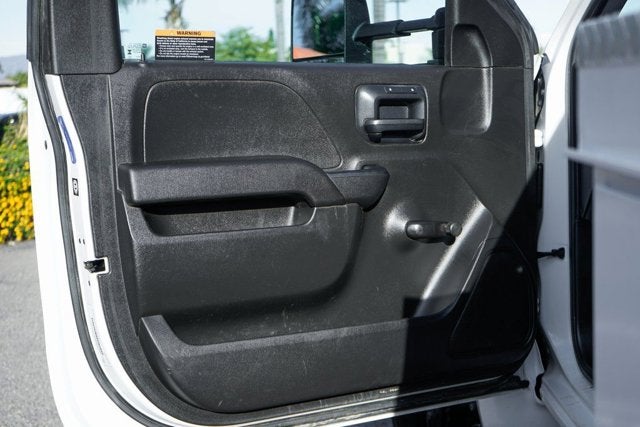 2023 Chevrolet Silverado 5500HD Work Truck