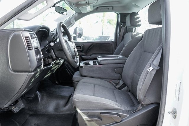 2023 Chevrolet Silverado 5500HD Work Truck