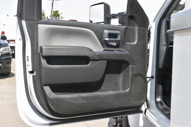 2019 Chevrolet Silverado 5500HD Work Truck