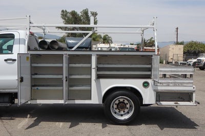 2023 Chevrolet Silverado 5500HD Work Truck