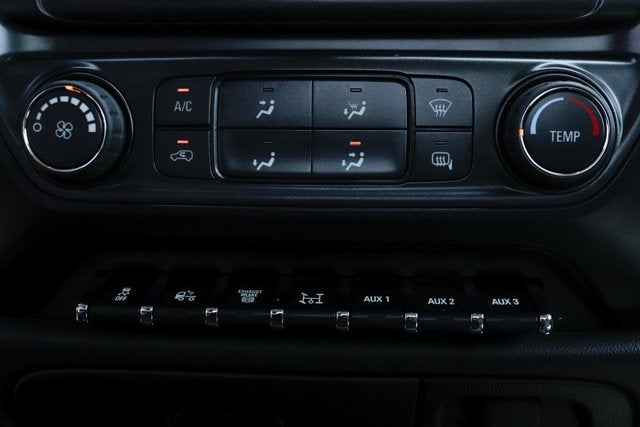 2023 Chevrolet Silverado 6500HD 1LT