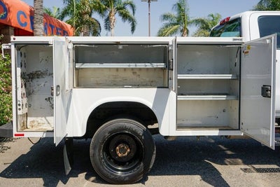 2022 Chevrolet Silverado 5500HD Work Truck