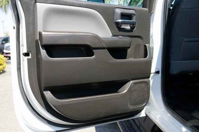 2022 Chevrolet Silverado 5500HD Work Truck