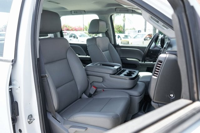 2022 Chevrolet Silverado 5500HD Work Truck