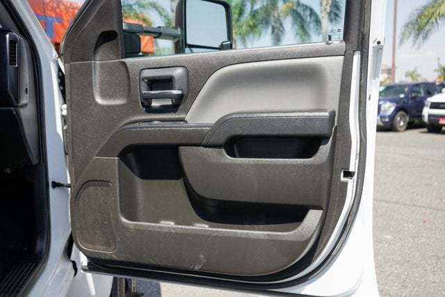 2022 Chevrolet Silverado 5500HD Work Truck