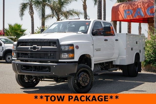 2022 Chevrolet Silverado 5500HD Work Truck