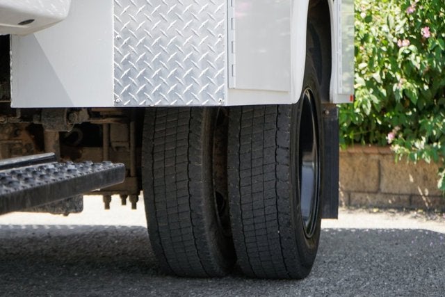 2022 Chevrolet Silverado 5500HD Work Truck