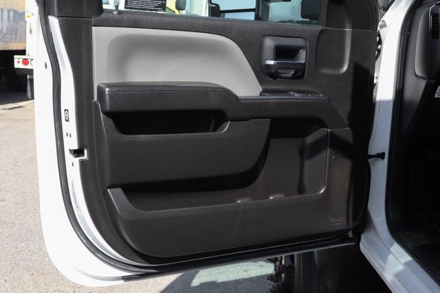 2021 Chevrolet Silverado 6500HD 1LT