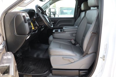 2021 Chevrolet Silverado 6500HD 1LT