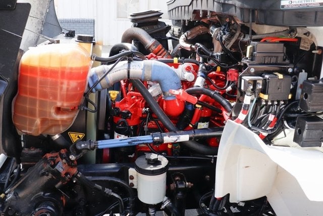 2019 International 4300 Base