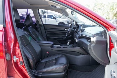 2022 Nissan Altima 2.0 SR