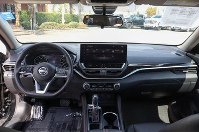 2025 Nissan Altima 2.5 SR
