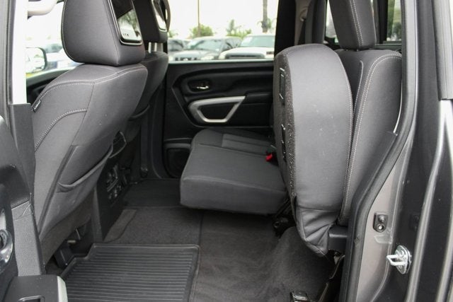 2021 Nissan Titan SV