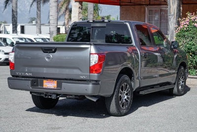 2022 Nissan Titan SV