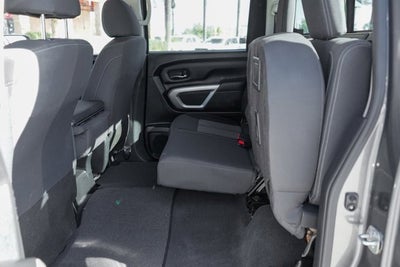 2022 Nissan Titan SV