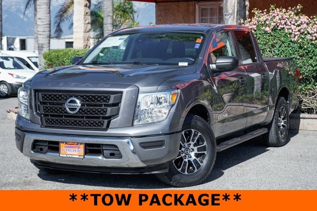2022 Nissan Titan SV
