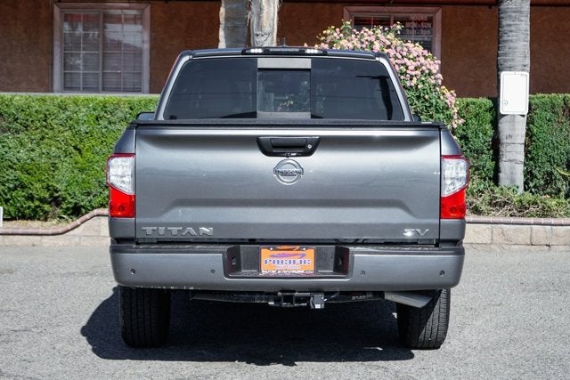 2022 Nissan Titan SV