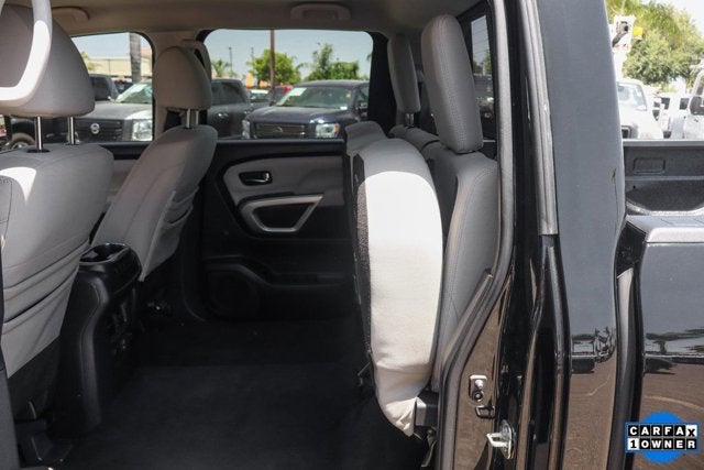 2020 Nissan Titan SV