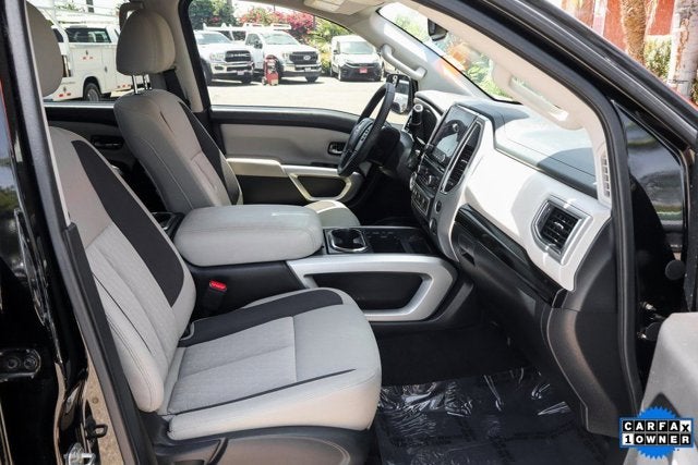 2020 Nissan Titan SV