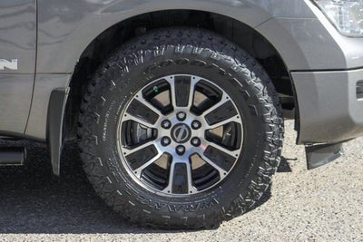 2023 Nissan Titan SV