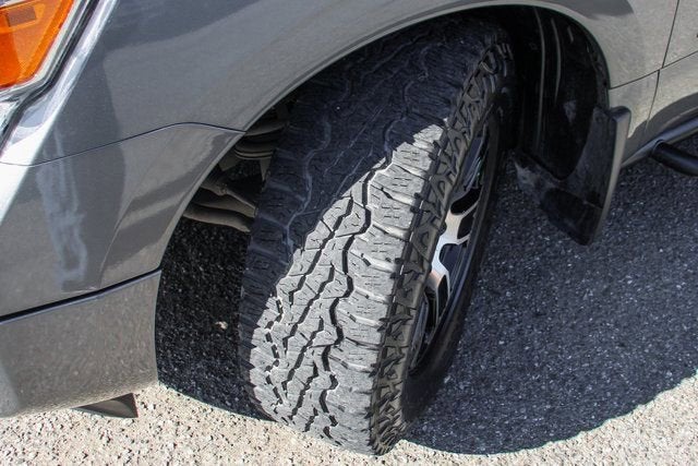 2023 Nissan Titan SV