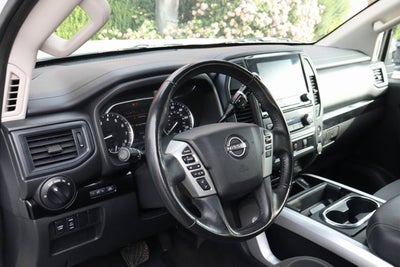 2023 Nissan Titan SV