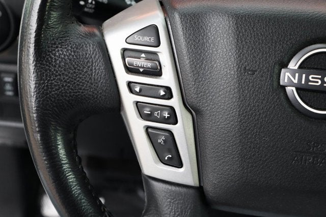 2023 Nissan Titan SV