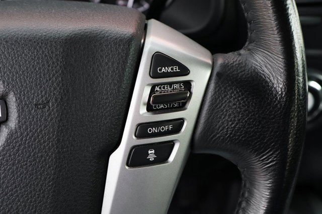 2023 Nissan Titan SV