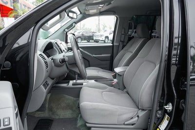 2017 Nissan Frontier SV