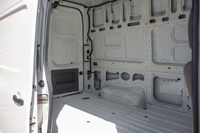 2019 Nissan NV2500 HD SV