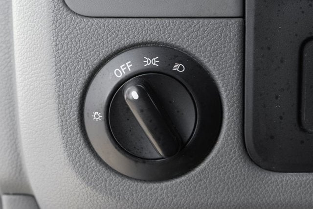 2016 Nissan NV1500 S