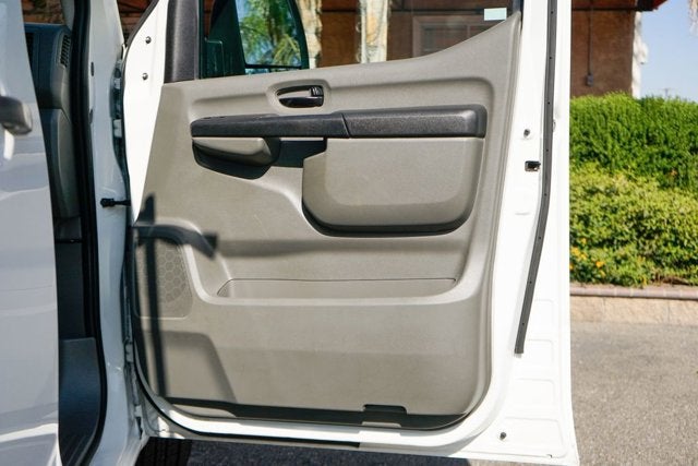 2020 Nissan NV2500 HD SV