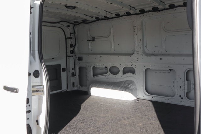 2018 Nissan NV2500 HD S