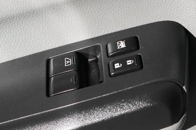 2018 Nissan NV2500 HD S