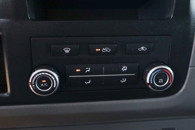 2018 Nissan NV2500 HD S