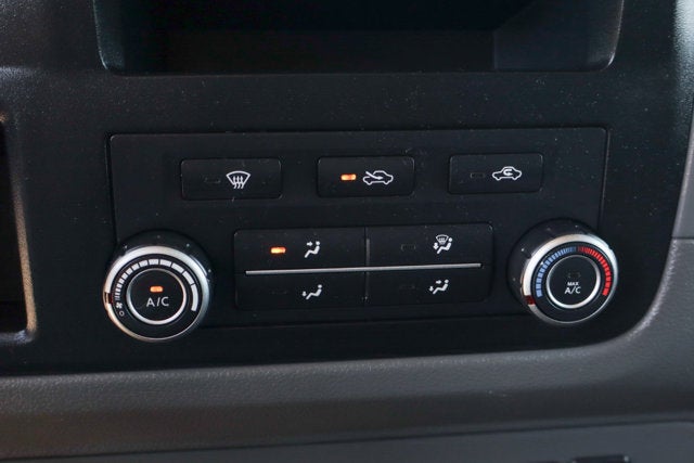 2018 Nissan NV2500 HD S
