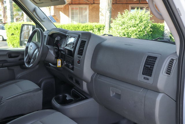 2018 Nissan NV2500 HD S