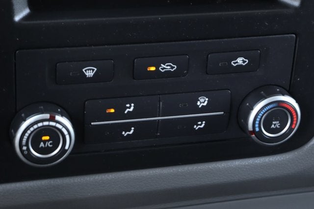2016 Nissan NV2500 HD S