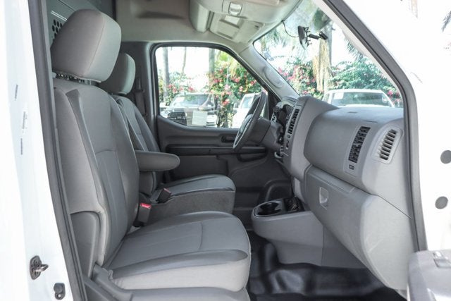 2016 Nissan NV2500 HD S