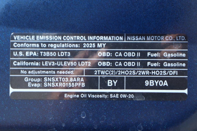 2025 Nissan Frontier SV