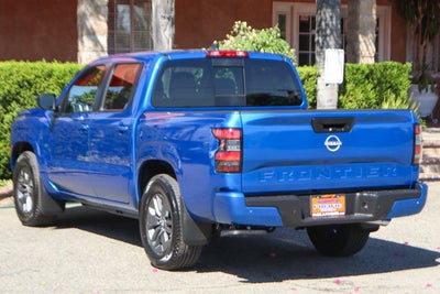 2025 Nissan Frontier SV