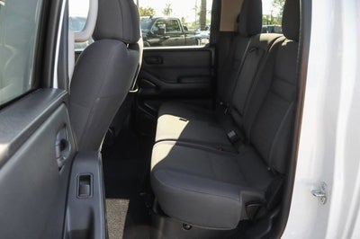 2022 Nissan Frontier S