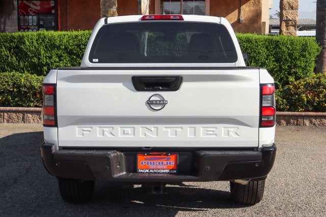 2022 Nissan Frontier S