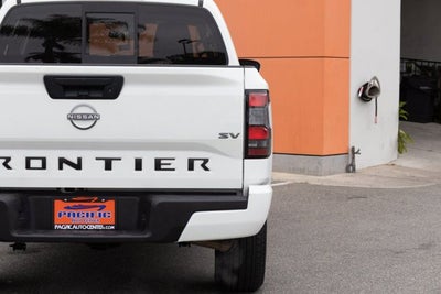 2022 Nissan Frontier SV