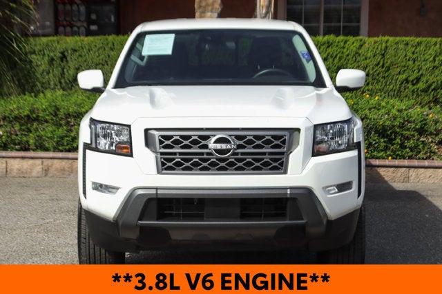 2024 Nissan Frontier SV