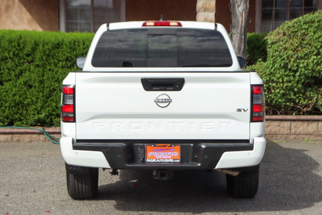 2024 Nissan Frontier SV